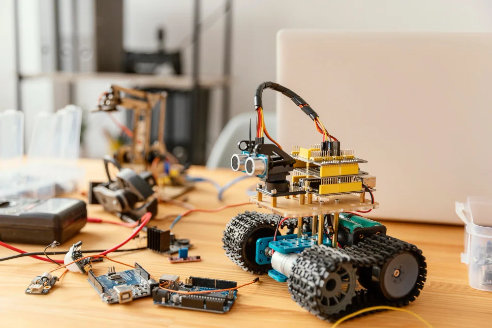 Робототехніка та програмування — курс Robocactus Ірпінь
